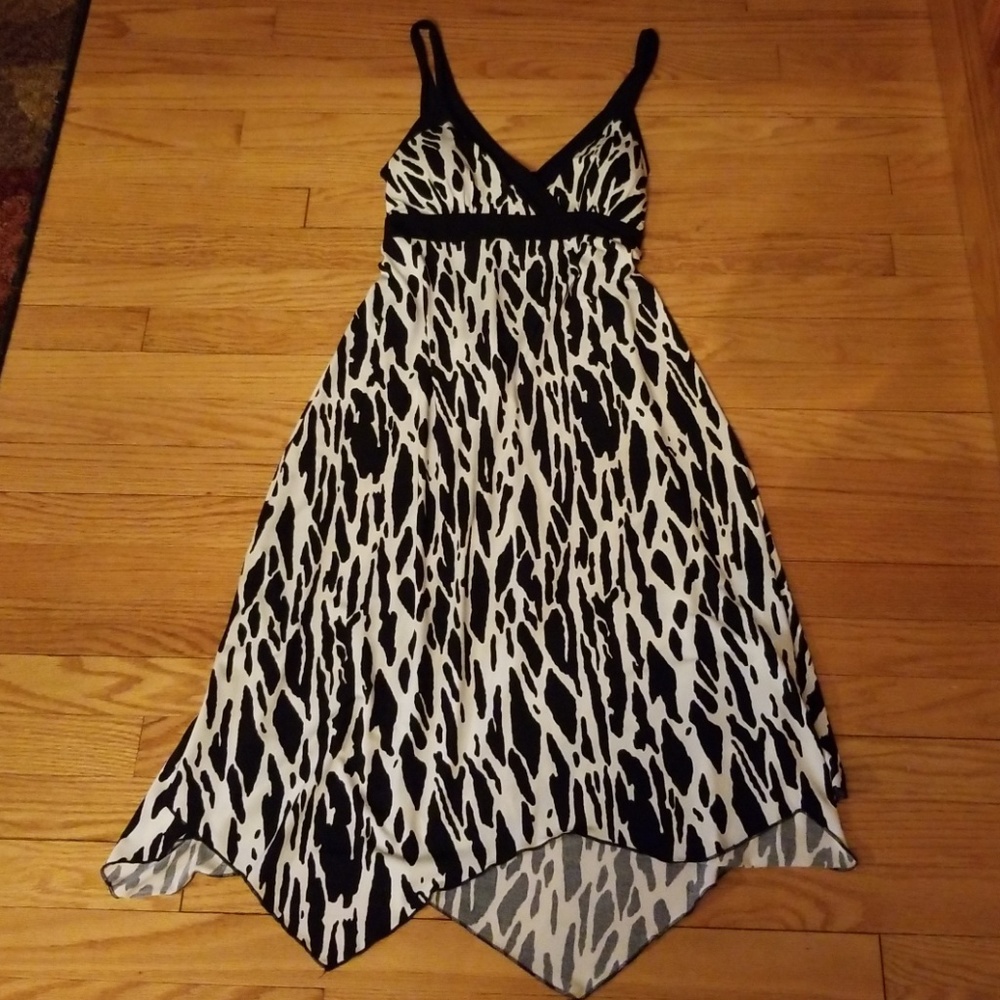 AGB Sleevles Dress